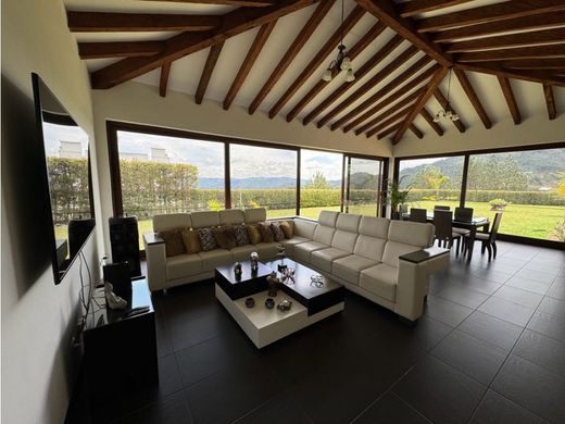 Luksusowy dom w Retiro, Departamento de Antioquia