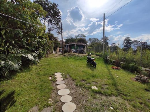 Terreno a Envigado, Departamento de Antioquia