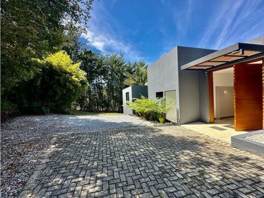 Köy evi Rionegro, Departamento de Antioquia