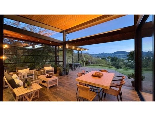 Элитный дом, La Ceja, Departamento de Antioquia