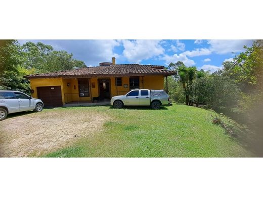 ‏בתים כפריים או חוות ב  Rionegro, Departamento de Antioquia