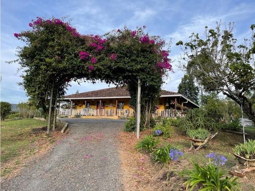 Luxus-Haus in Guarne, Departamento de Antioquia