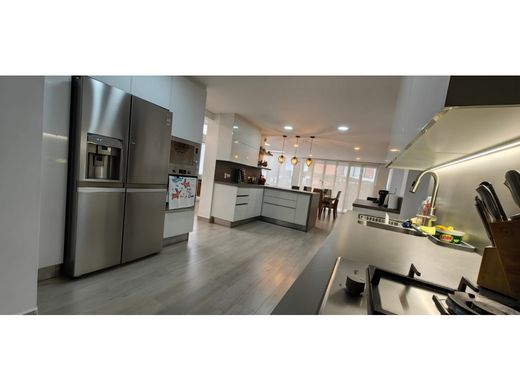 Maison de luxe à Sabaneta, La Estrella