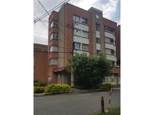 Edificio en Medellín, Departamento de Antioquia