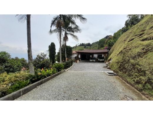 Ρουστίκ ή αγροικία σε Envigado, Departamento de Antioquia