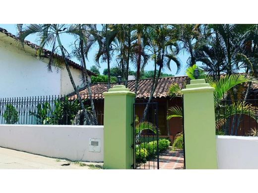 Luxury home in Sopetrán, Liborina