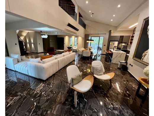 Luxury home in Medellín, Departamento de Antioquia