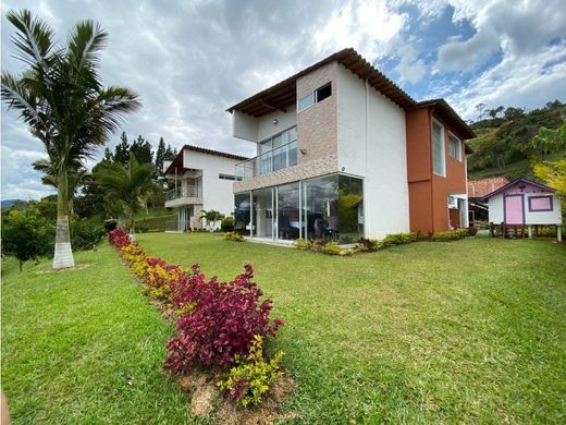 Köy evi Bello, Departamento de Antioquia