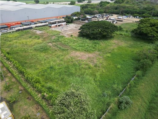 Terreno a Yumbo, Departamento del Valle del Cauca