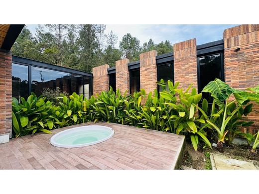 Πολυτελή κατοικία σε Μεδεγίν, Medellín