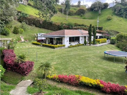 Πολυτελή κατοικία σε Envigado, Departamento de Antioquia