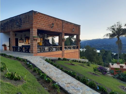 Country House in Retiro, Departamento de Antioquia