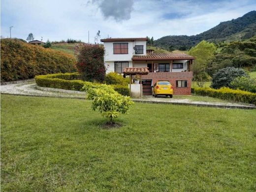 Casa de campo en Carmen de Viboral, El Carmen de Viboral