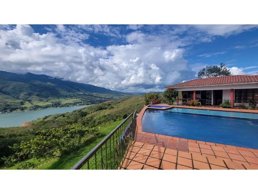 Cortijo o casa de campo en Calima, Buenaventura