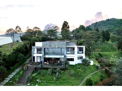 Casa de campo en La Estrella, Departamento de Antioquia