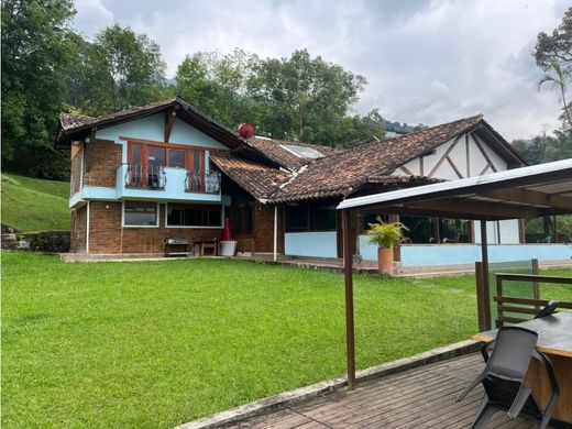 Luxury home in Medellín, Departamento de Antioquia