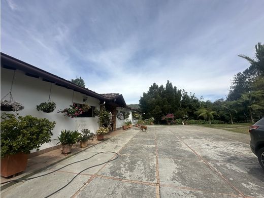 Köy evi Rionegro, Departamento de Antioquia