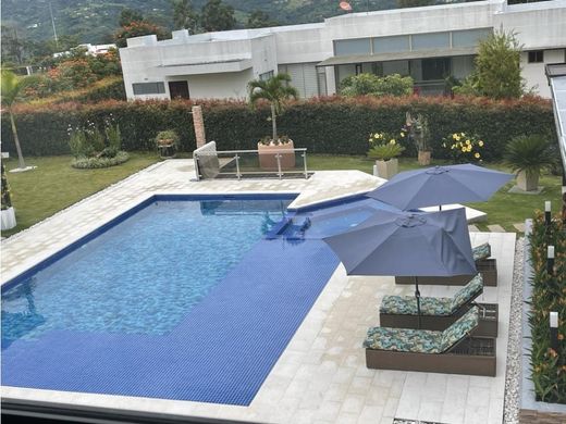 郊区住宅  Fusagasugá, Departamento de Cundinamarca