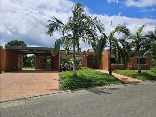 Pereira, Departamento de Risaraldaの高級住宅