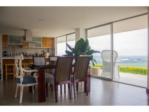 Luxus-Haus in Yumbo, Departamento del Valle del Cauca