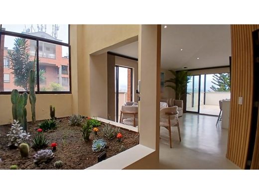 Apartment / Etagenwohnung in Medellín, Departamento de Antioquia