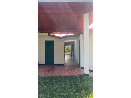Gutshaus oder Landhaus in Guarne, Departamento de Antioquia
