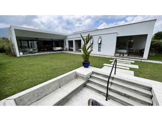 豪宅  Armenia, Quindío Department