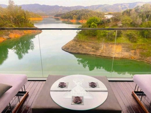 Landsitz in Guatapé, Departamento de Antioquia