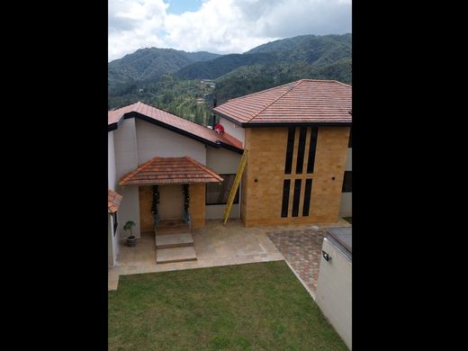 Luksusowy dom w Envigado, Departamento de Antioquia