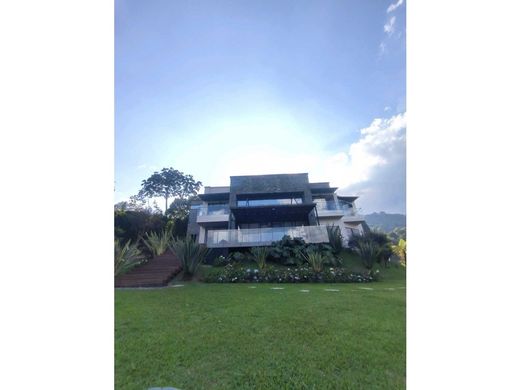 Köy evi La Estrella, Departamento de Antioquia