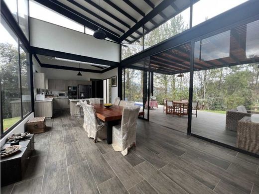 Casa de campo en Retiro, Departamento de Antioquia