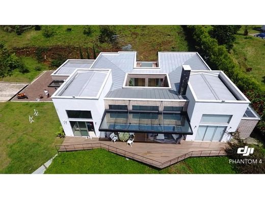 Элитный дом, Кальдас, Caldas