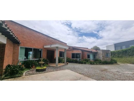 컨트리하우스 / Envigado, Departamento de Antioquia