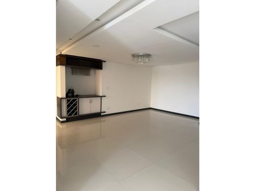 Apartment / Etagenwohnung in Pereira, Departamento de Risaralda