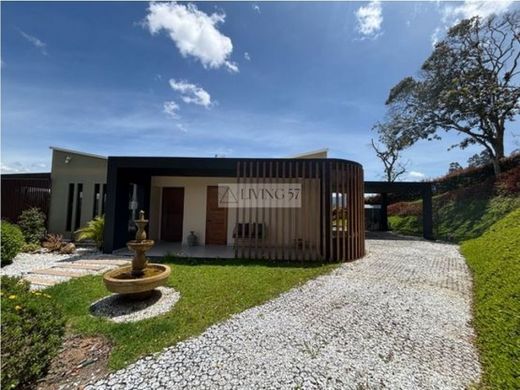 Luksusowy dom w La Ceja, Departamento de Antioquia