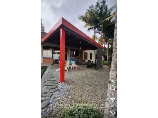 Casa de campo en Envigado, Departamento de Antioquia