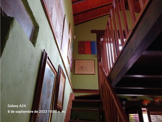 منزل ريفي ﻓﻲ Chía, Departamento de Cundinamarca