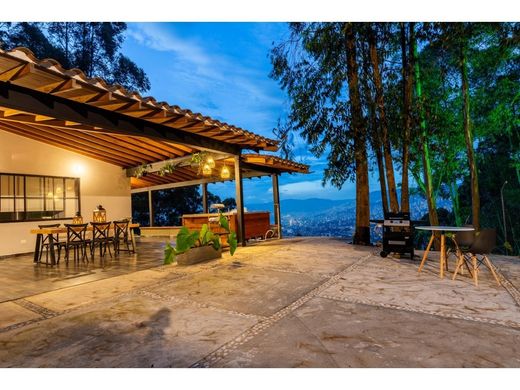 Luxury home in Medellín, Departamento de Antioquia