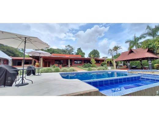 Köy evi Armenia, Quindío Department