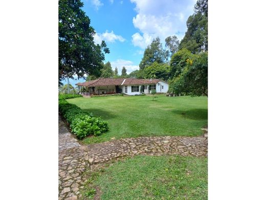 Quinta rústica - Medellín, Departamento de Antioquia