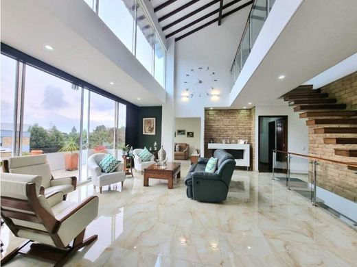 Casa de campo en Medellín, Departamento de Antioquia