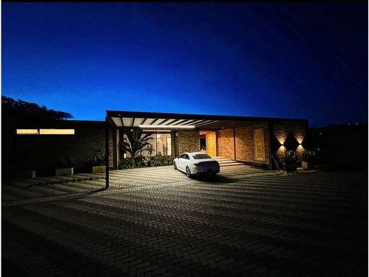 Country House in Retiro, Departamento de Antioquia