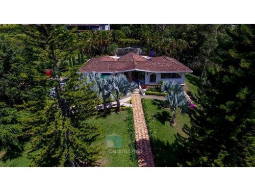 Köy evi Medellín, Departamento de Antioquia