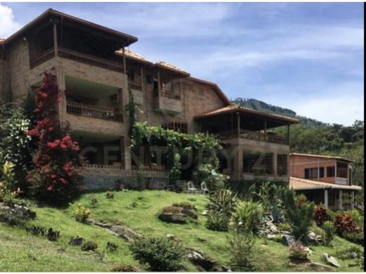 Casa de campo en Girardota, Departamento de Antioquia