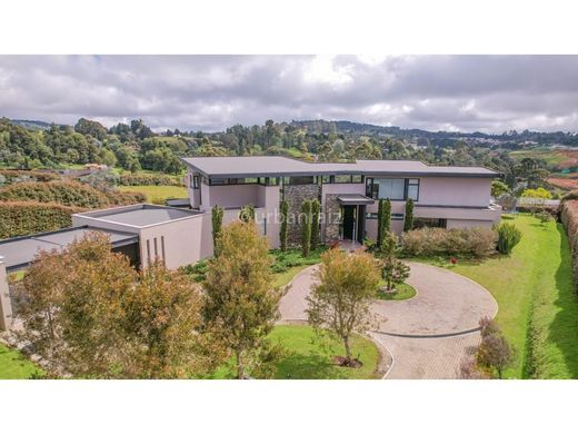 منزل ريفي ﻓﻲ Envigado, Departamento de Antioquia