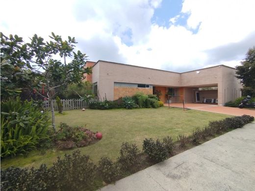 Πολυτελή κατοικία σε Μεδεγίν, Medellín