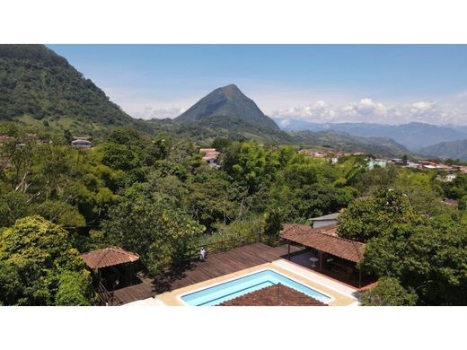 Quinta rústica - Venecia, Departamento de Antioquia