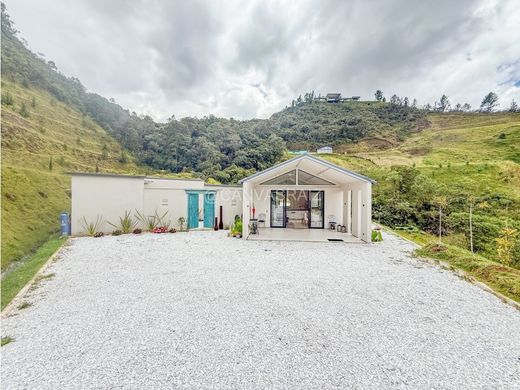 Gospodarstwo w Retiro, Departamento de Antioquia