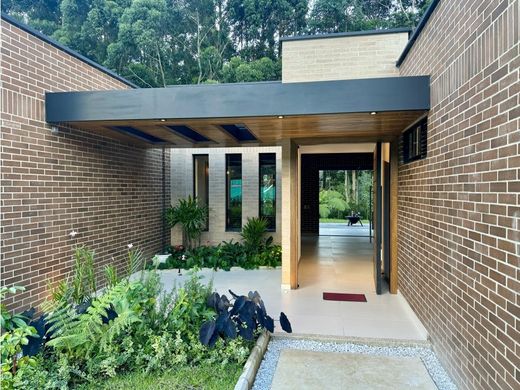 Luksusowy dom w La Ceja, Departamento de Antioquia