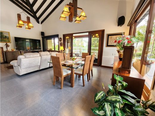 Köy evi Rionegro, Departamento de Antioquia